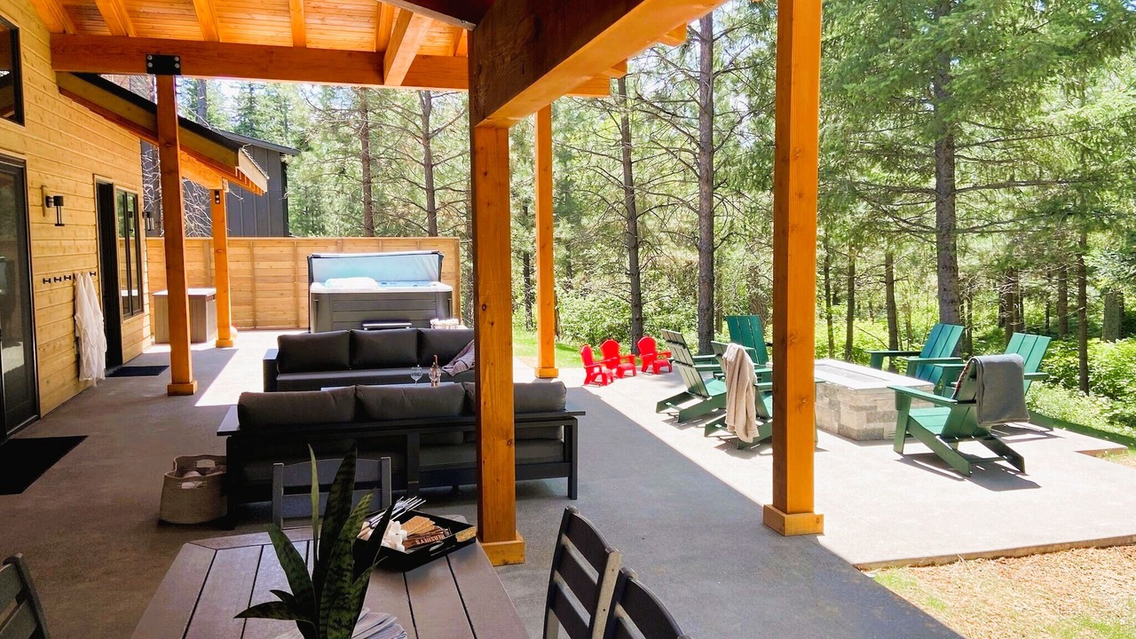Photo of Outdoor in Ronald