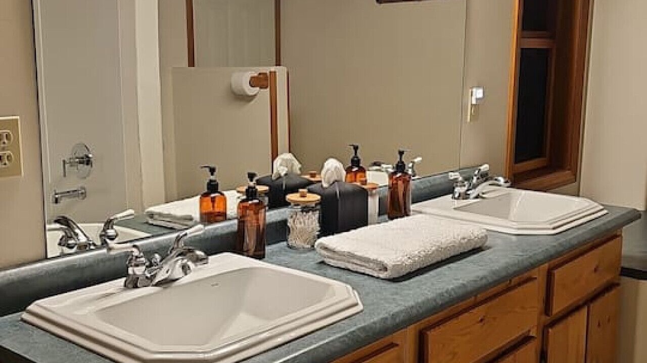 Photo of Bathroom in Glacier