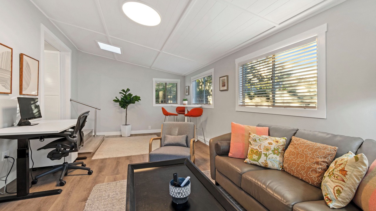 Photo of Livingroom in Redwood City