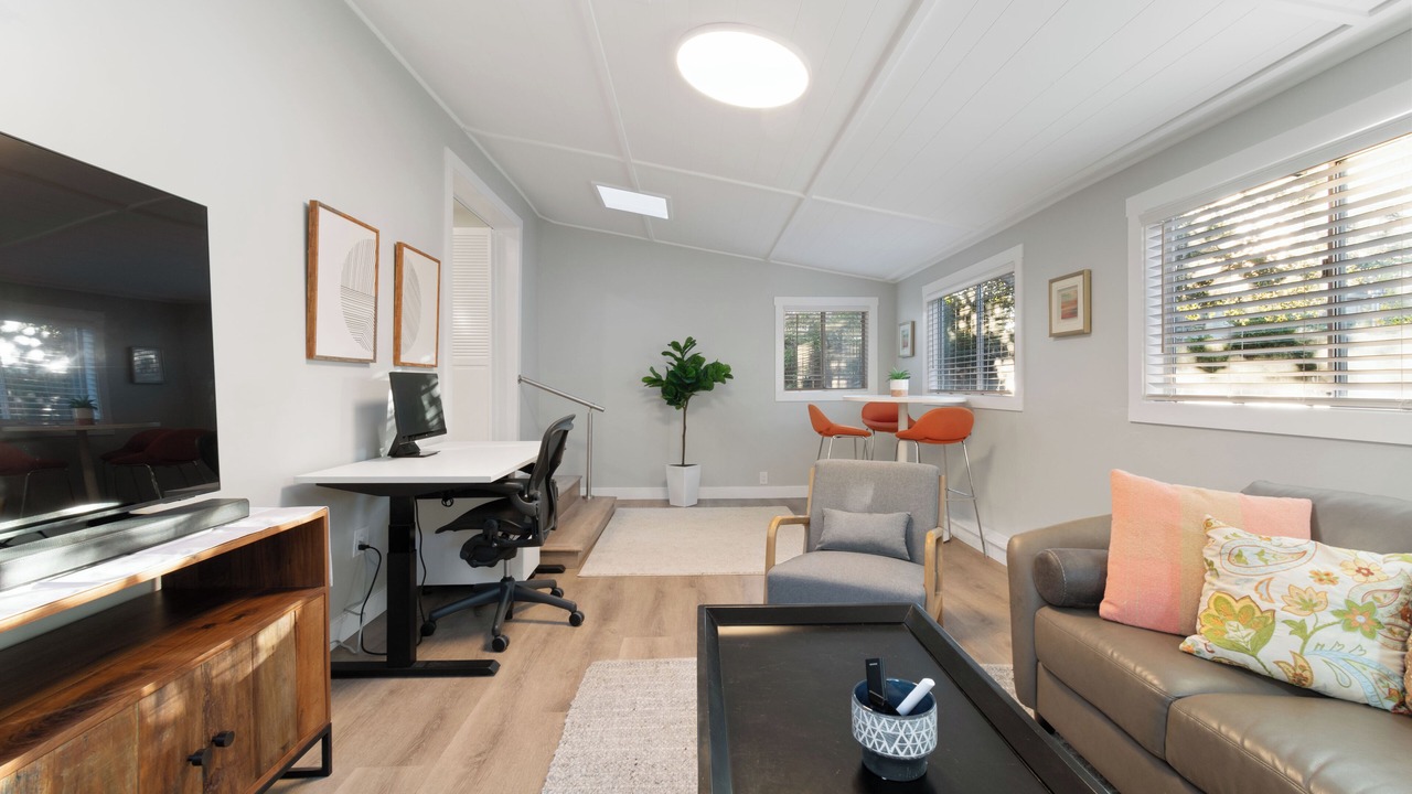 Photo of Livingroom in Redwood City
