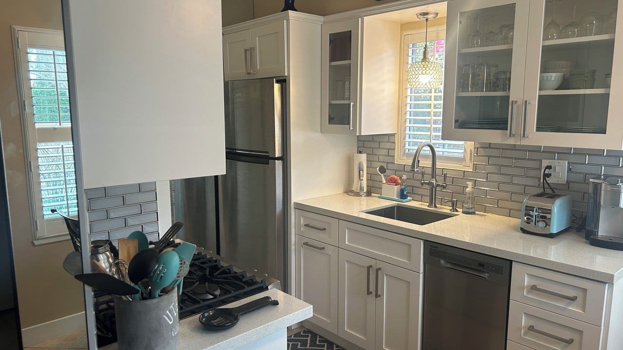 Photo of Kitchen in Canyon Corridor