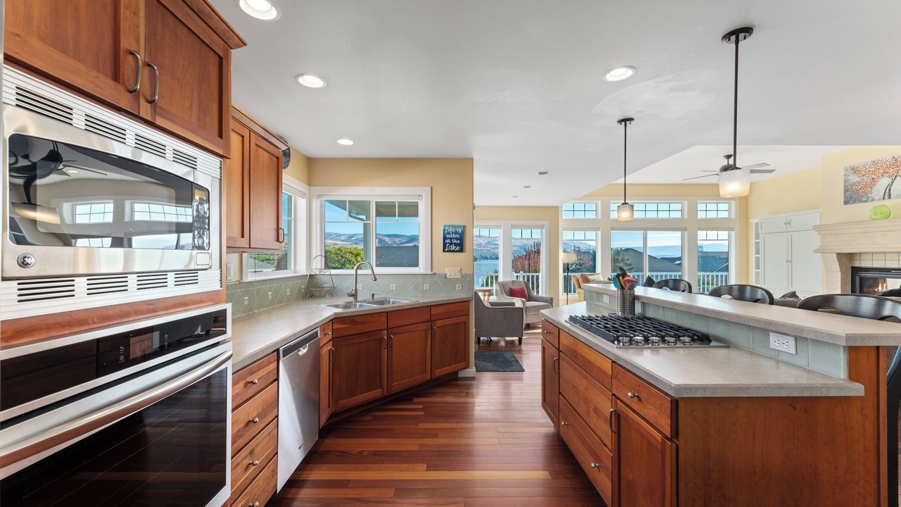 Photo of Kitchen in Wapato Point