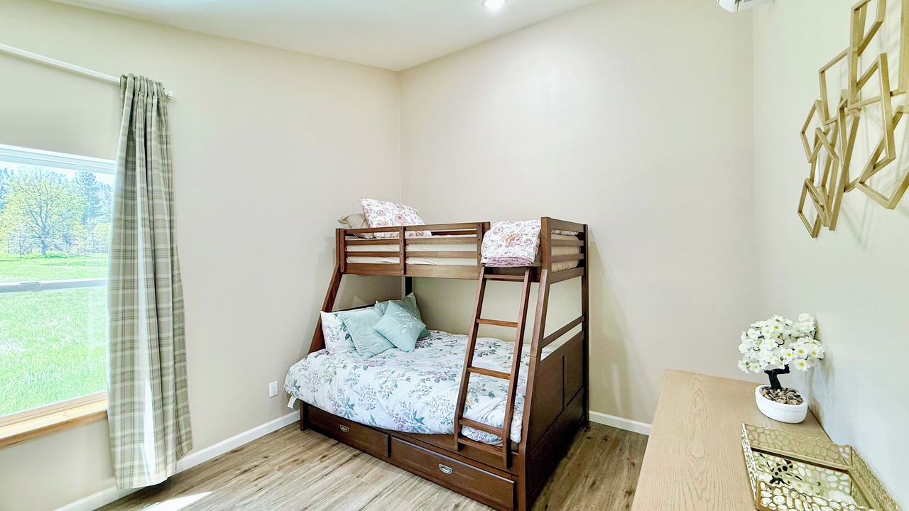 Photo of Bedroom in Mariposa