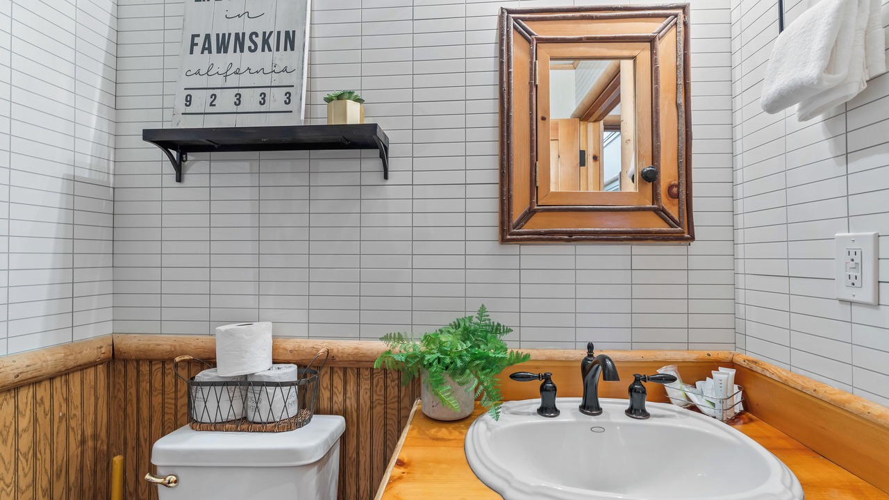 Photo of Bathroom in Fawnskin