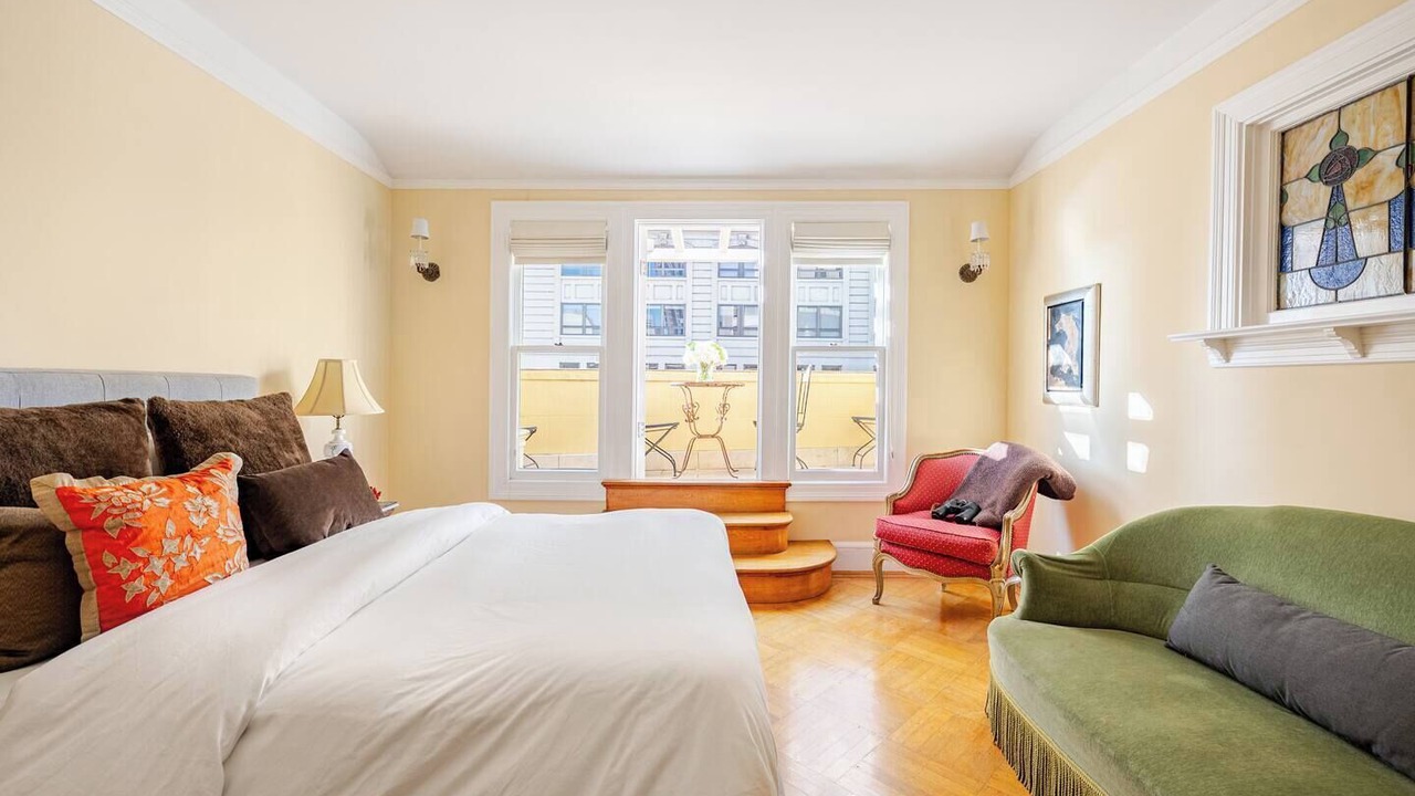 Photo of Bedroom in Nob Hill