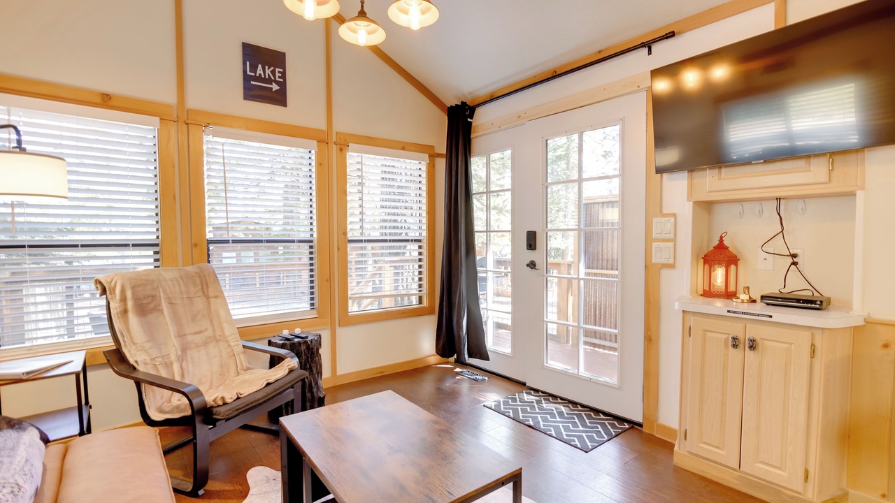 Photo of Livingroom in Lake Almanor Peninsula