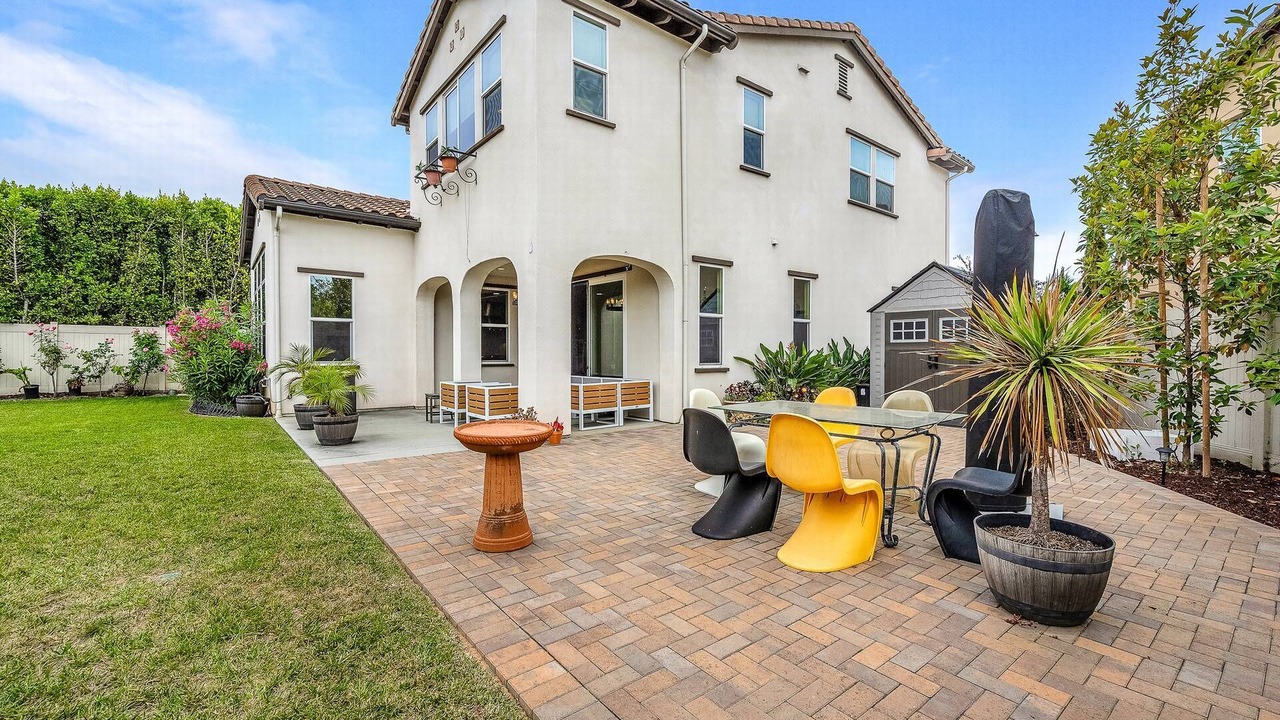 Photo of Outdoor in Mid City