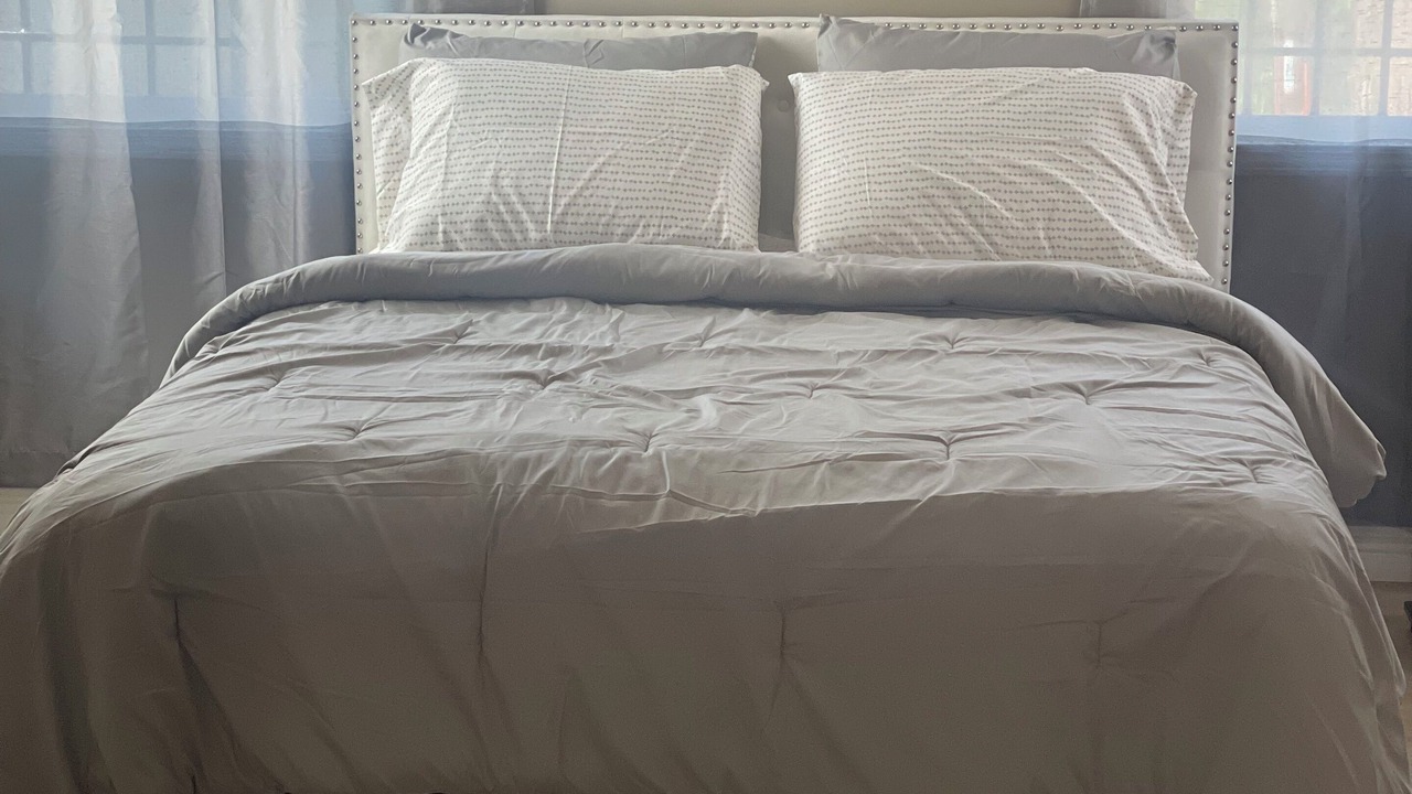 Photo of Bedroom in Los Angeles