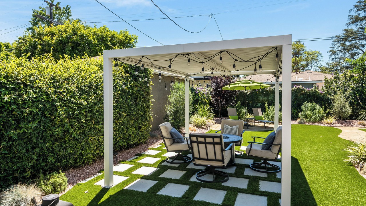 Photo of Outdoor in Studio City