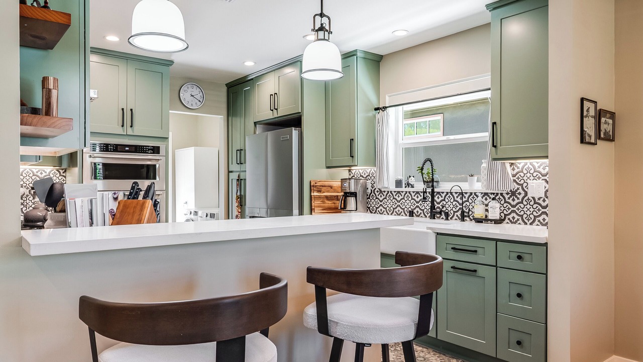 Photo of Kitchen in Studio City