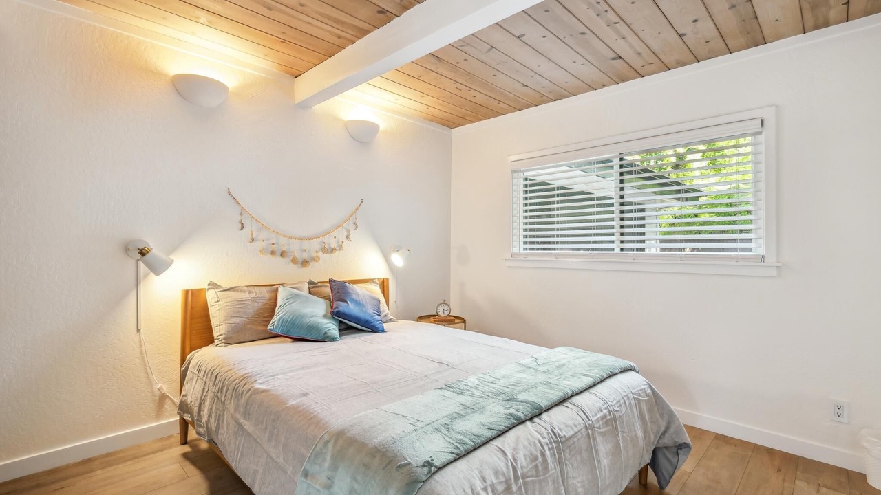Photo of Bedroom in The Willows