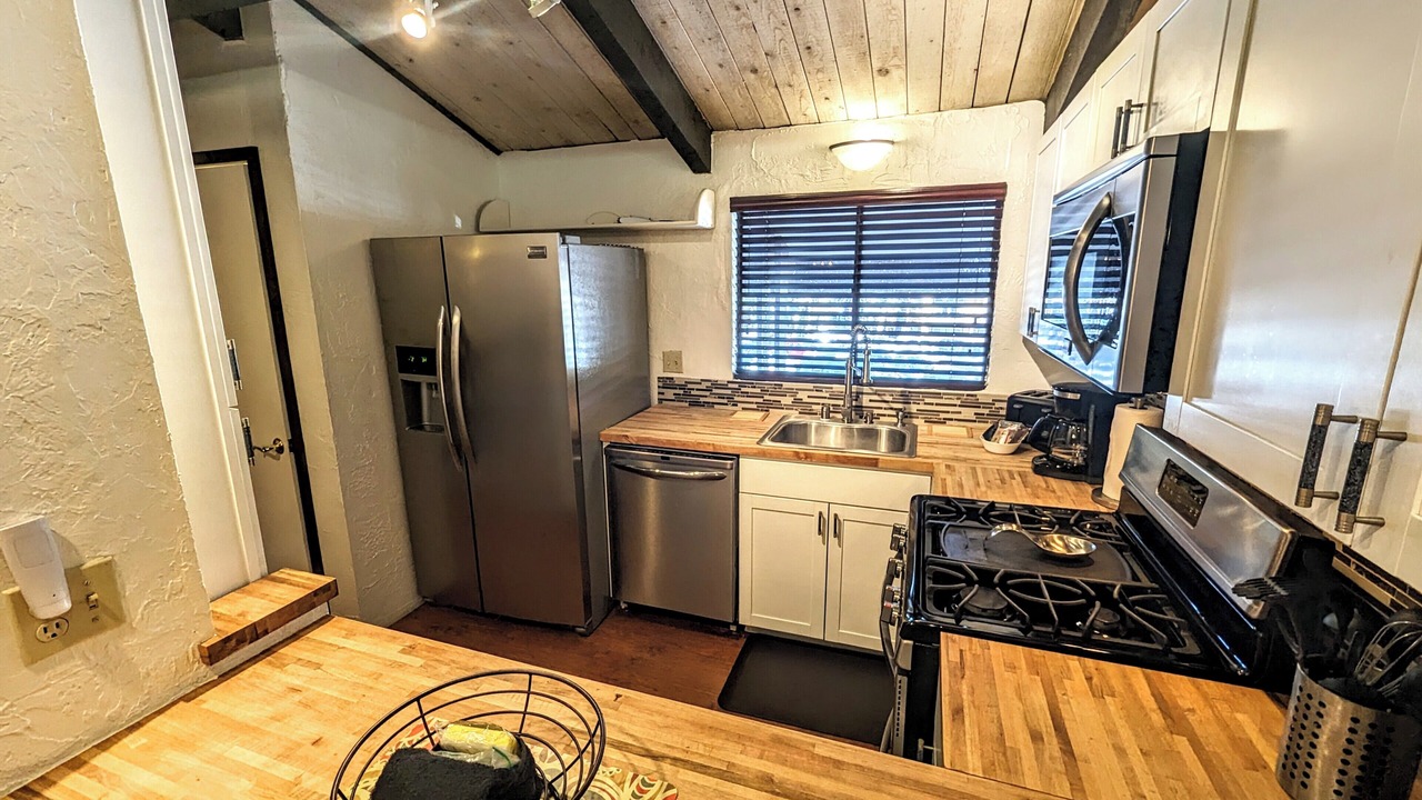 Photo of Kitchen in Big Bear Lake