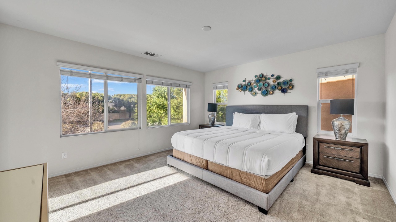 Photo of Bedroom in Rialto