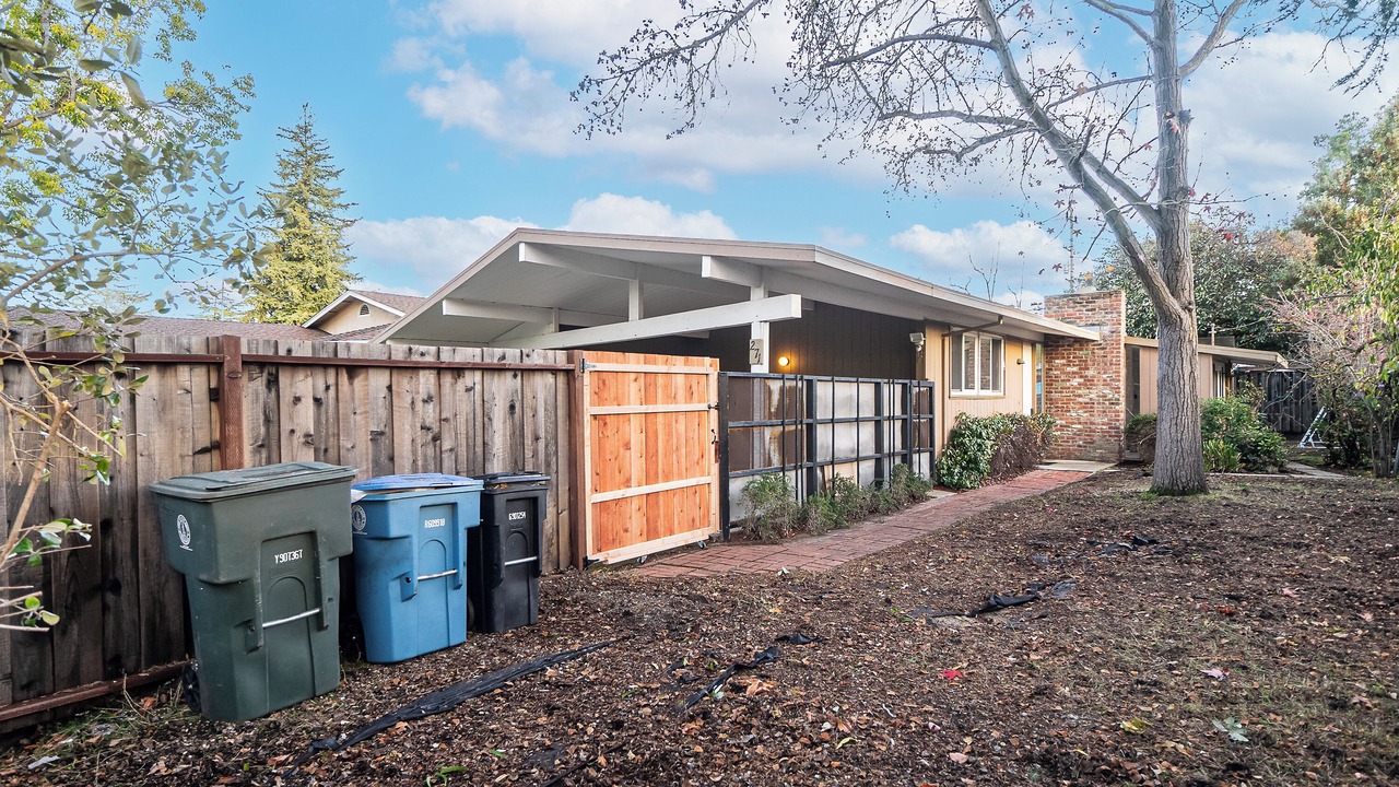 Photo of Outdoor in Palo Alto