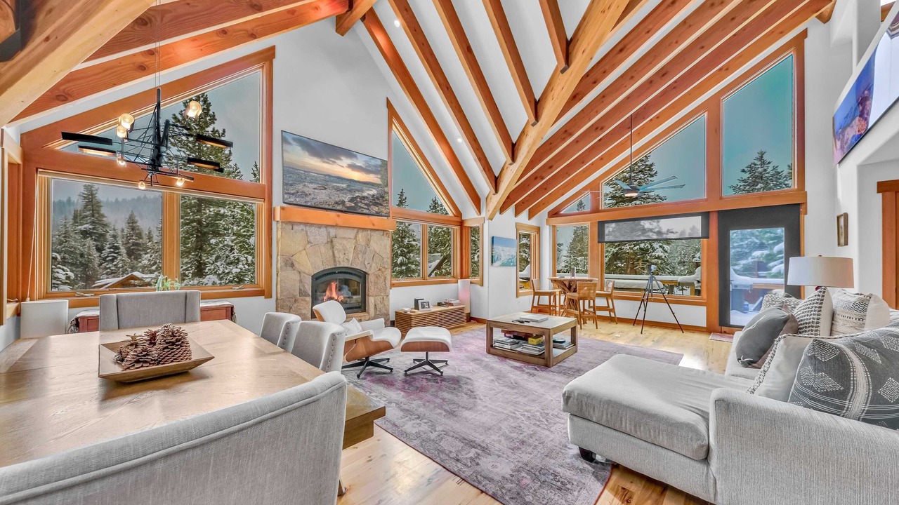 Photo of Livingroom in Olympic Valley