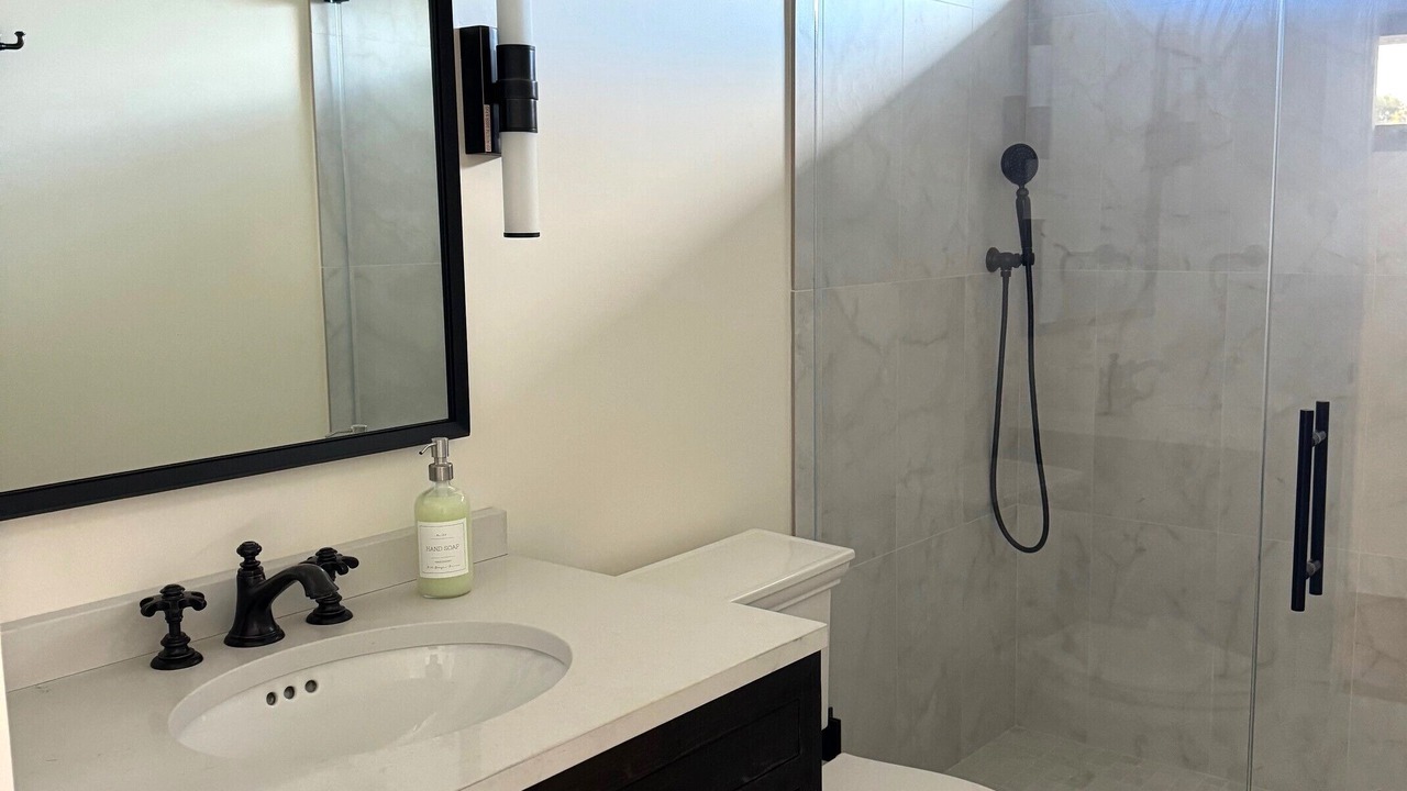 Photo of Bathroom in Geyserville