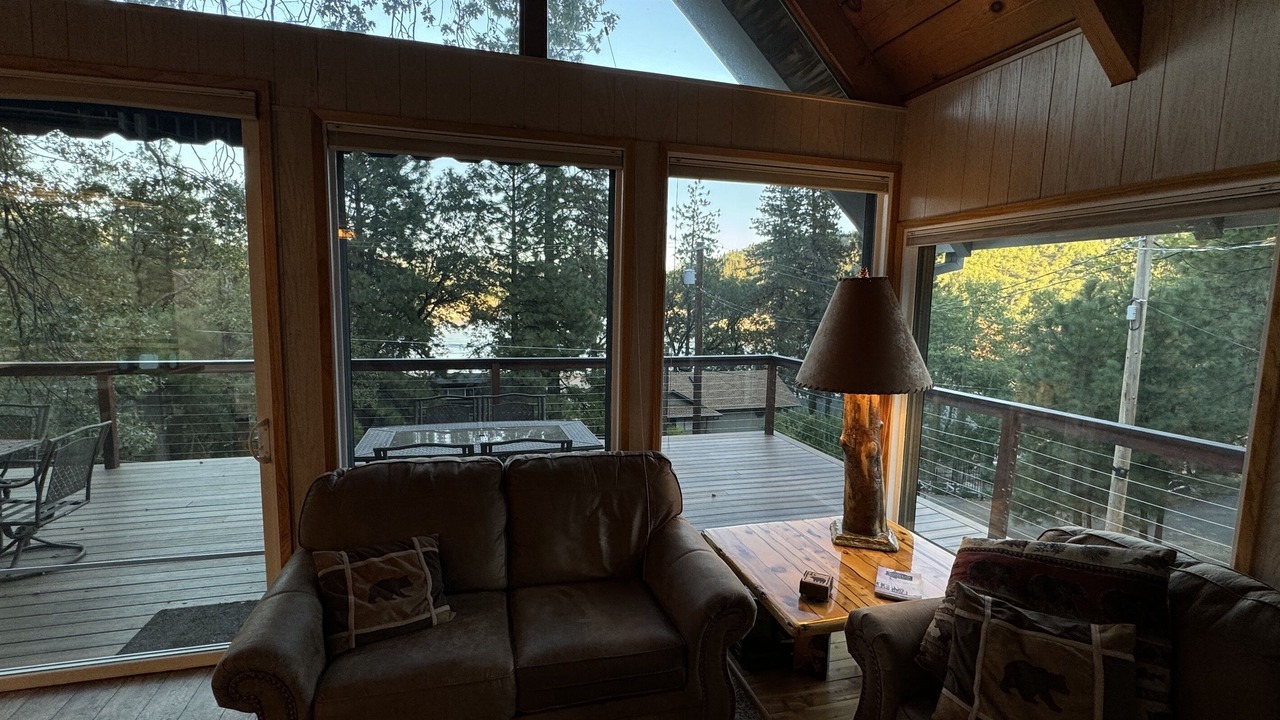 Photo of Bedroom in Lakehead