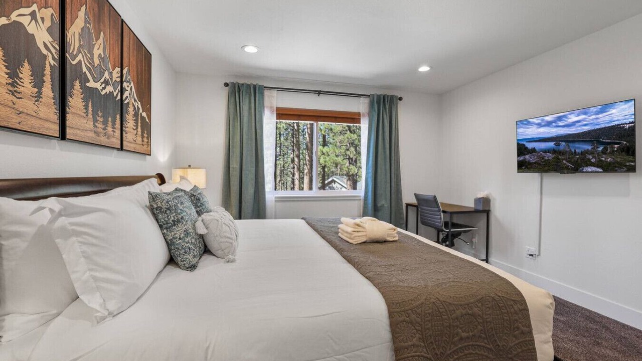 Photo of Bedroom in Black Bart