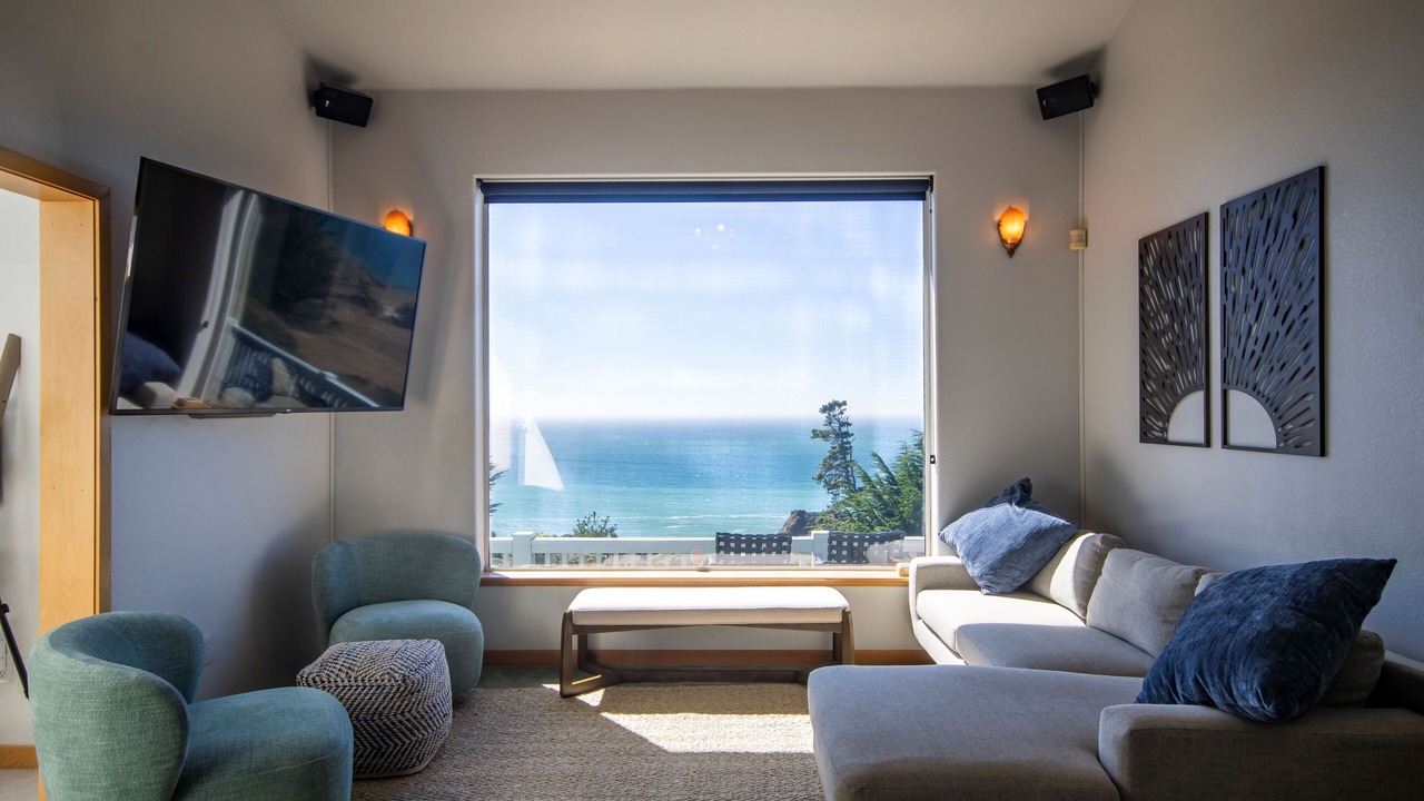 Photo of Livingroom in Gualala
