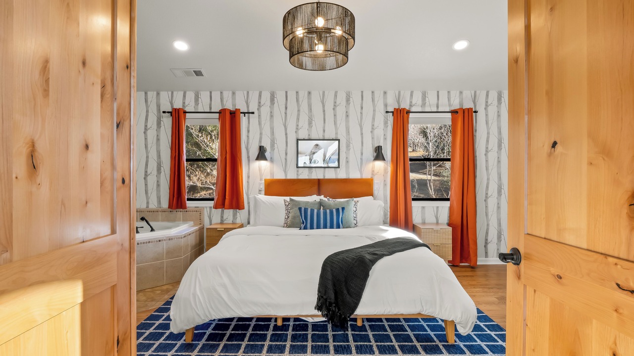 Photo of Bedroom in Oakhurst