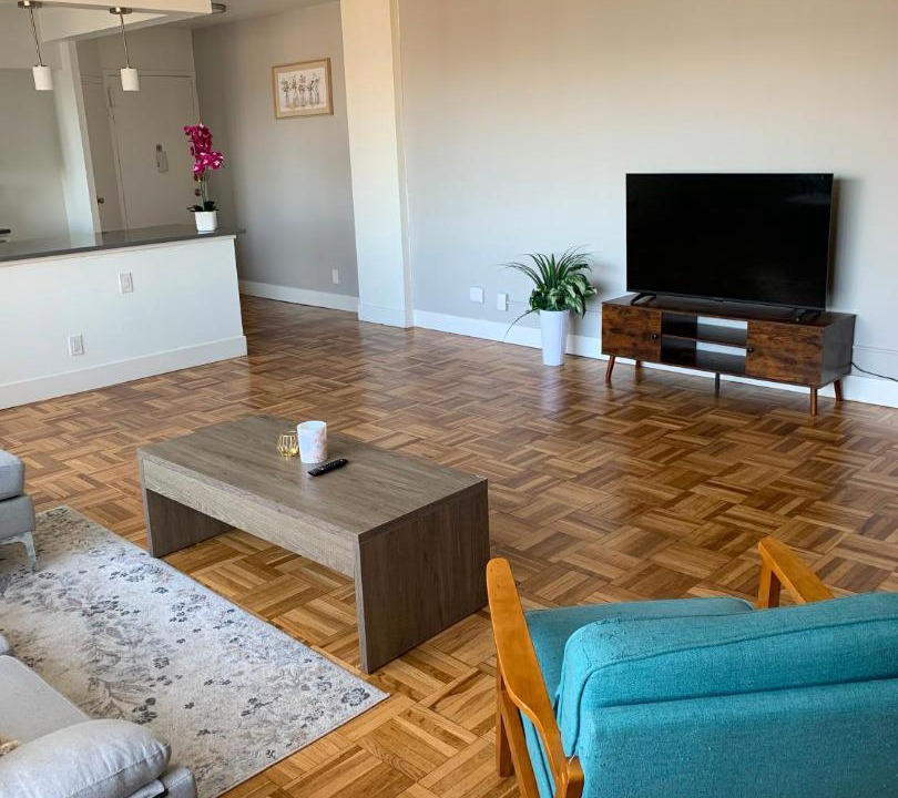 Photo of Livingroom in La Brea
