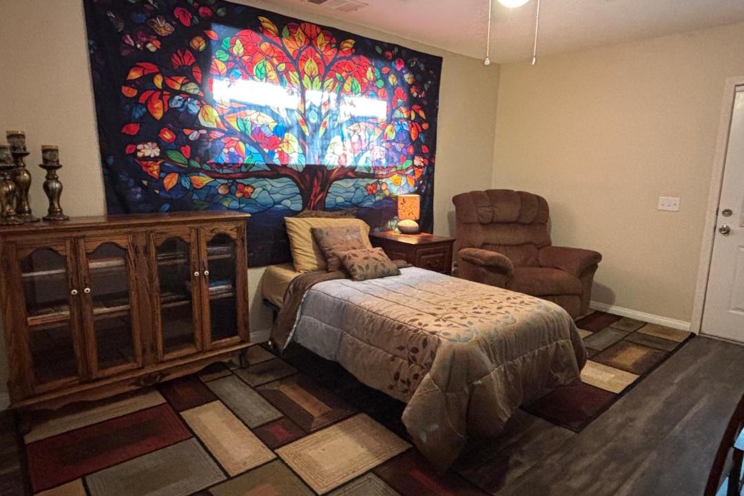 Photo of Bedroom in Victorville