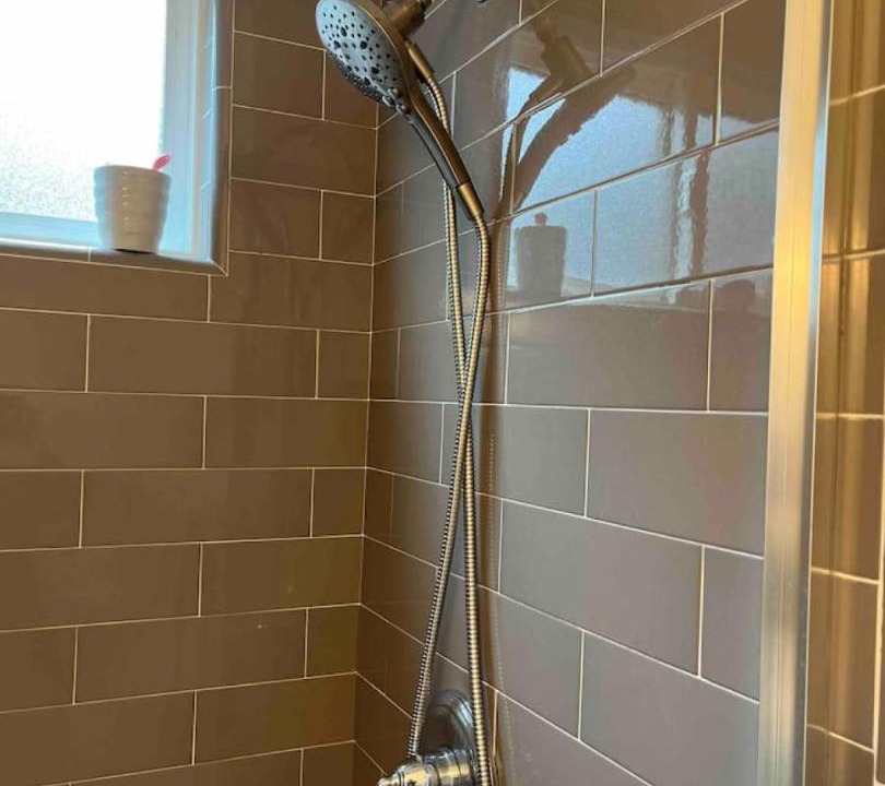 Photo of Bathroom in Willow Glen South - Lincoln Glen