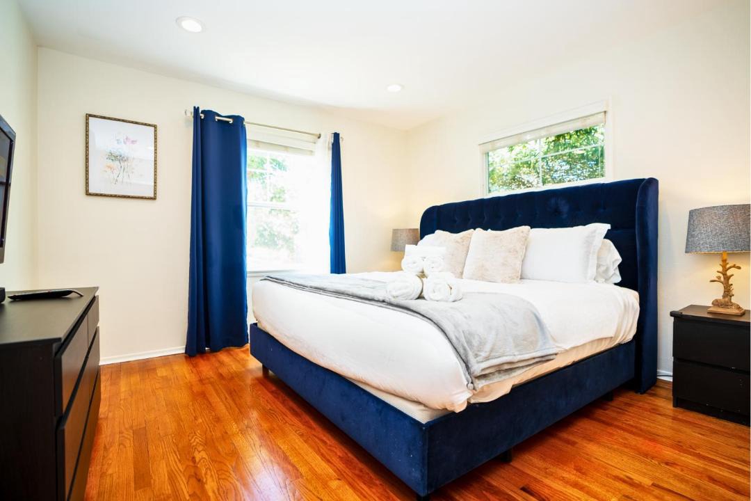 Photo of Bedroom in San Tomas