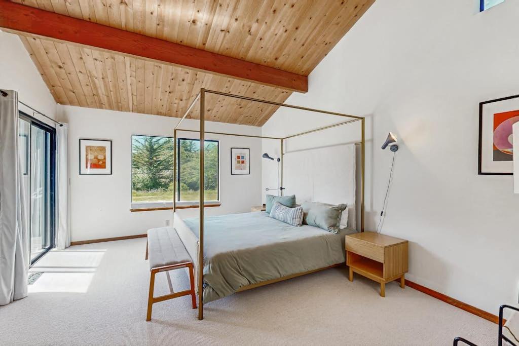 Photo of Others in Sea Ranch