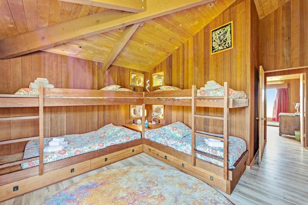 Photo of Bedroom in Sea Ranch