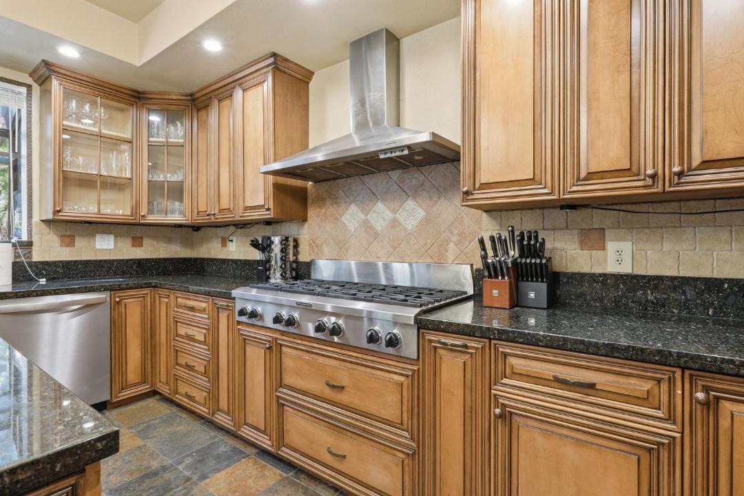 Photo of Kitchen in Pine Mountain Club