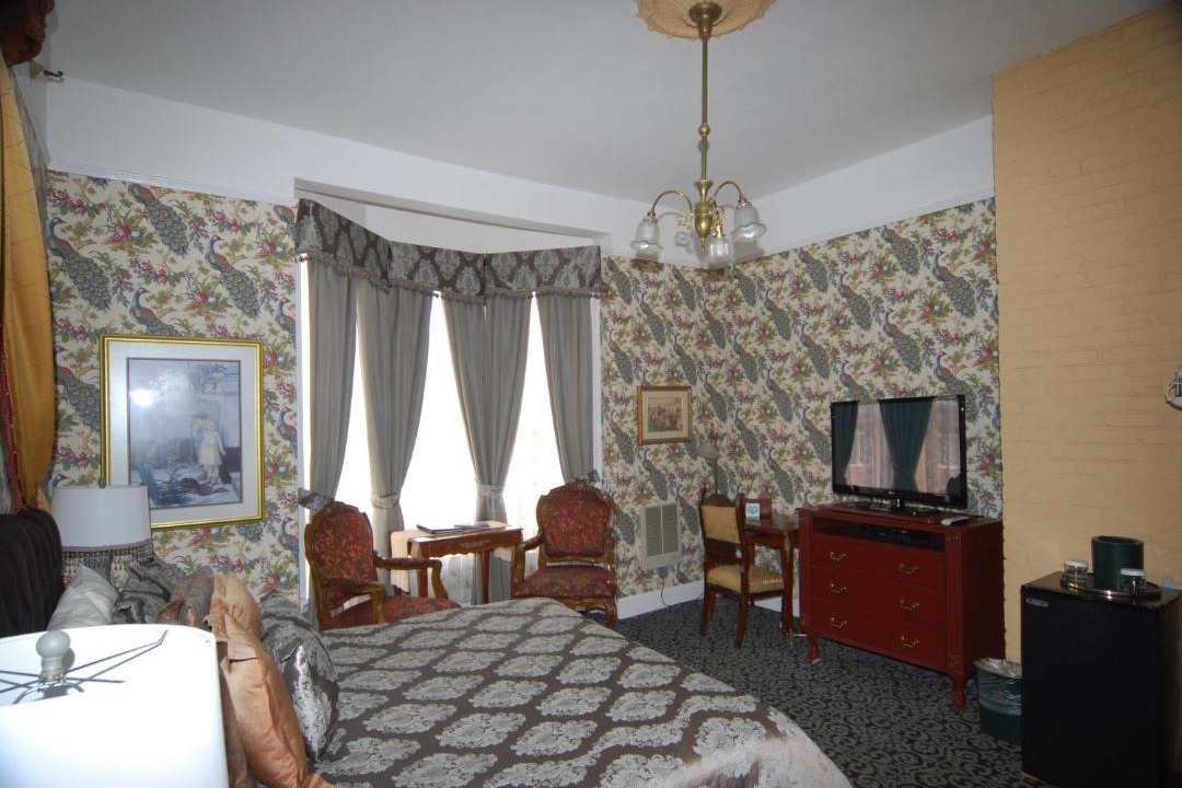 Photo of Others in Lower Pacific Heights