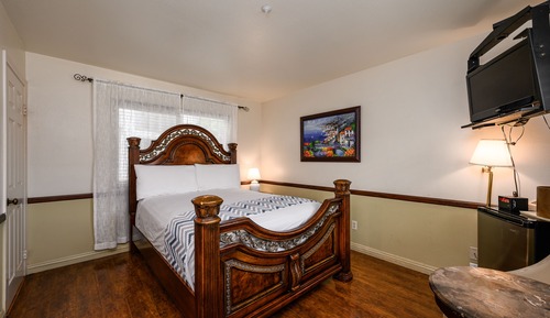 Standard Single Room, 1 Queen Bed, Ensuite (Standard 1 Queen Bed)
