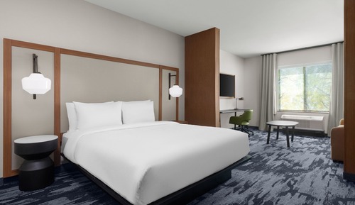 Suite, 1 King Bed with Sofa bed (Mobility Accessible, Tub)