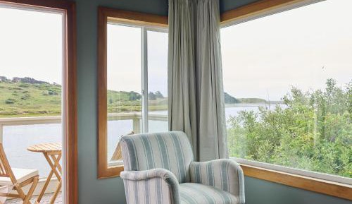 Studio with Balcony