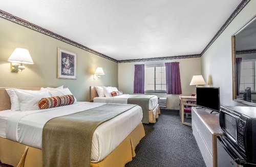 Ellensburg Hotel | Days Inn by Wyndham Ellensburg Conference Center