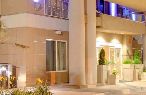 Porterville Hotel | Holiday Inn Express Porterville, an Ihg Hotel