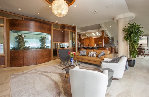 Solana Beach Condo | Enchanting Oasis Stunning Luxury Oceanfront Condo -180° Ocean Views + Pool