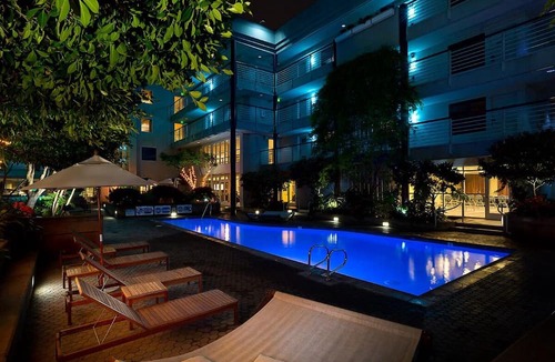 Cupertino Hotel | Your Home Away From Home! Free Parking, Pool, Short Walk to Franco Park