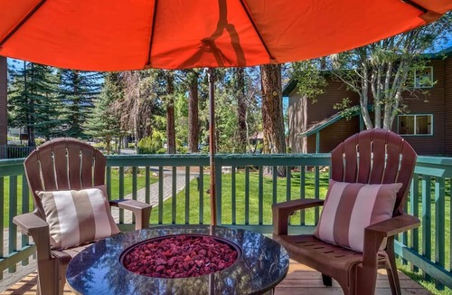 South Lake Tahoe Hotel | Great Relaxing Overnight Stay! 2 Comfortable Units, Free Breakfast, Pets Allowed
