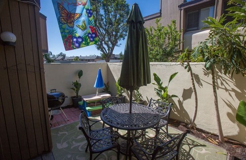 Hermosa Village Condo | Walk to Disneyland +Pool +Family Amenities