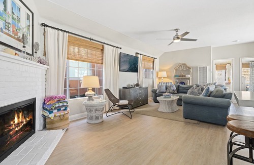 West Newport Condo | Newly renovated Duplex steps to the sand 3bd/4bath