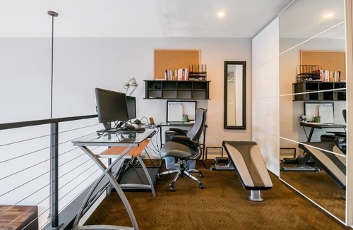 Downtown San Jose Condo | Modern 2-bedroom condo in the heart of Downtown San Jose. Walkable to dining, entertainment, and transit—perfect for business travelers, couples, or short-term stays.
