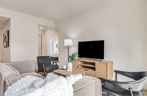 Little Italy Apartment | Gym + Rooftop Deck + Pool + Spa | Little Italy Locale | Ancora by AvantStay