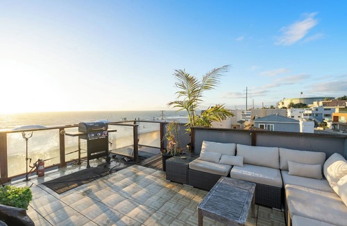 El Porto Condo | Coastal Haven Steps to Sand w/Garage & Rooftop
