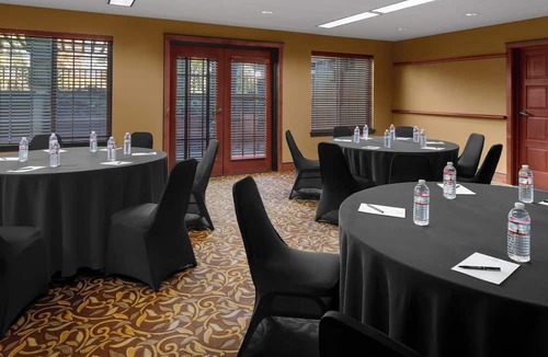 Downtown Hotel | Convenient Studio w/Fully Equipped Kitchen off San Tomas Expy