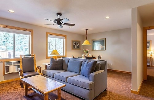 Olympic Valley Hotel | Your Mountain Hideaway! Free Parking, Outdoor Spa Tub, Full Kitchen!