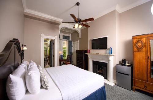 Pacific Terrace Hotel | Horton Grand Hotel