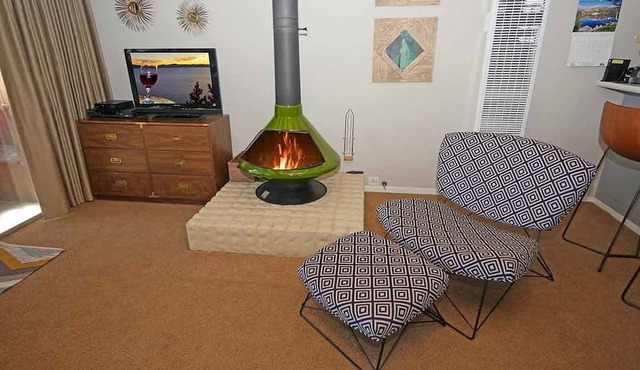 Economical Studio Condo with Retro Decor - 105A~