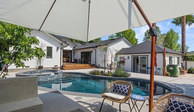Palm & Pebble | * Pool, Spa, Fire Pit * Dog*